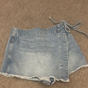 We The Free Light Blue Denim Skort